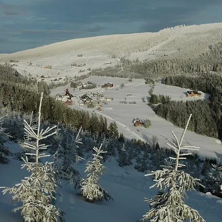 Gæstehus Apalucha 3*